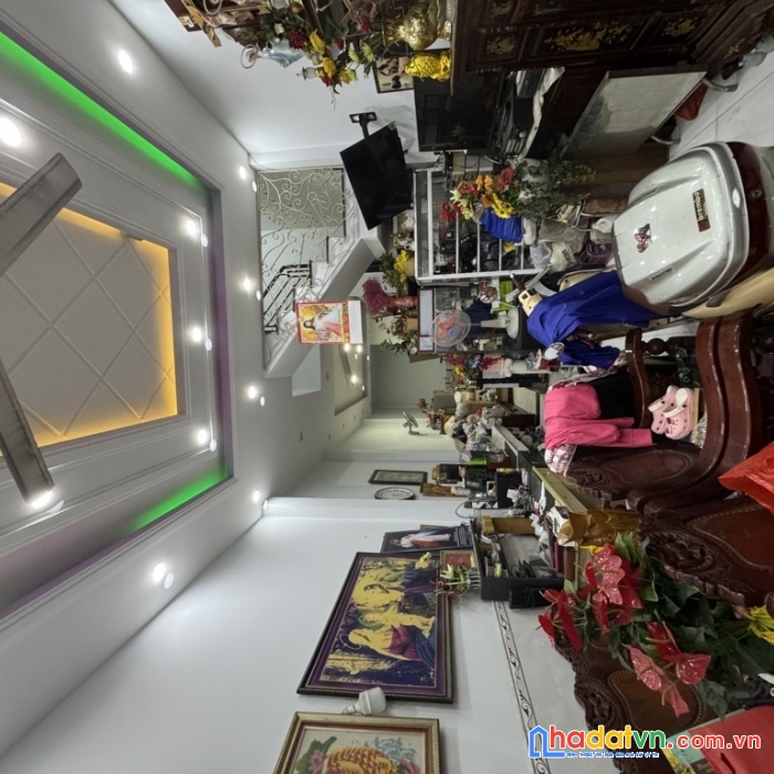 Siêu phẩm đón tết - ngay mã lò - đường 7m thông - gần mt - 3 tầng - 80m2 - chỉ nhỉnh 6 tỷ