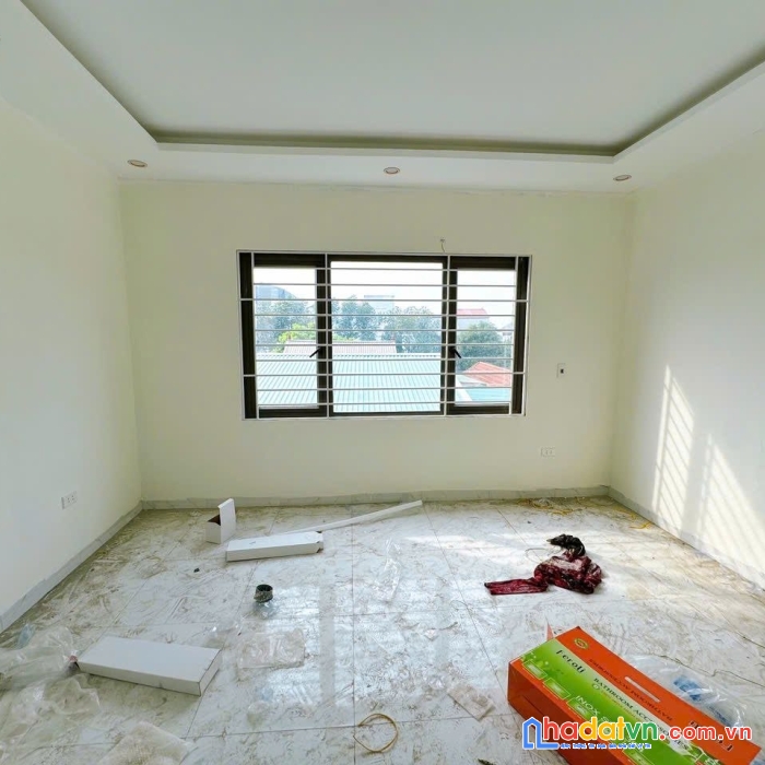 Bán căn 42m2x3t, tình lam, 50m cầu đại thành, 7 phút ra penika