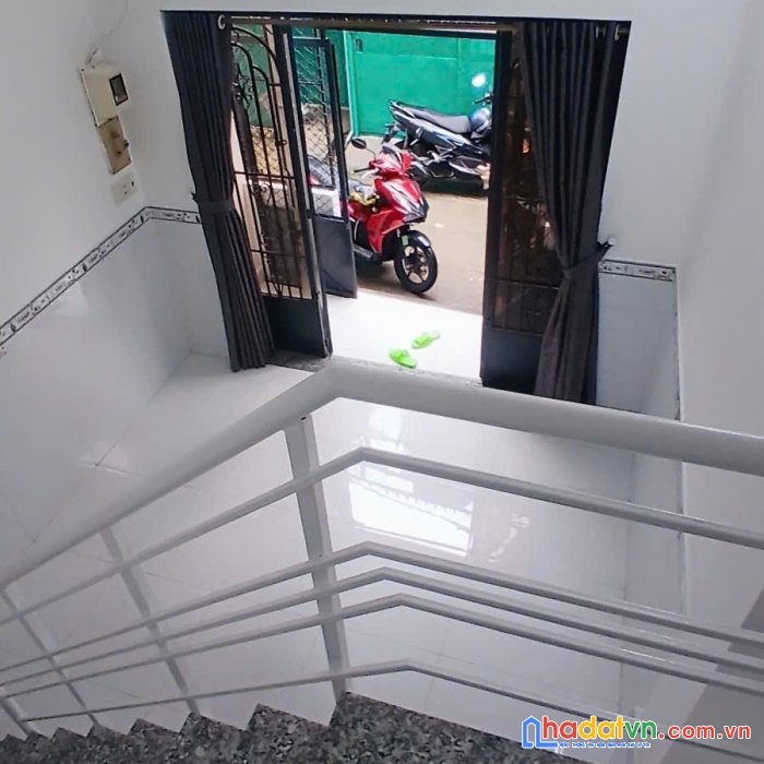 Bán nhà dưới 3 tỷ hẻm 3 gác, sát lotte mart gò vấp