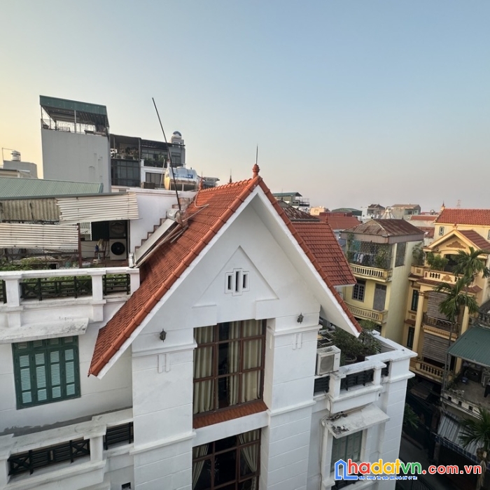 Tây hồ- tứ liên-5 tầng thang máy- văn phòng- gần mặt ngõ ô tô- 9 tỷ