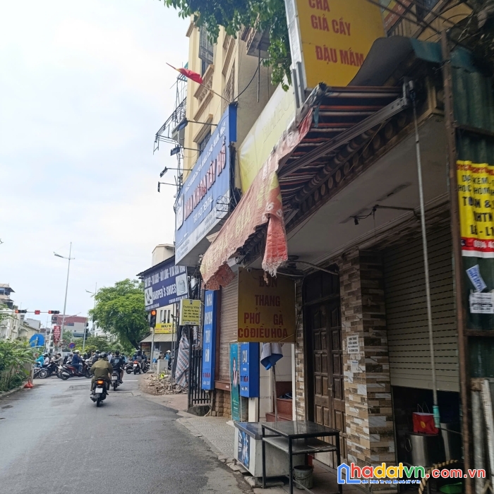 Tây hồ - phố tứ liên- nhà đẹp- sổ vuông-ngõ rộng-6 pn- 7 tỷ