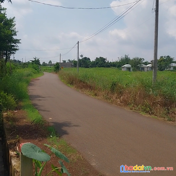 Chính chủ cần bán đất 2 mặt tiền đường chính 