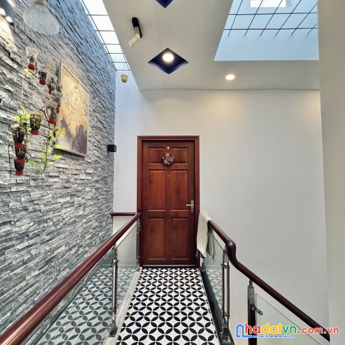 Đẹp lung linh - nhà tây lân - hẻm 7m - 58m2 - 3 tầng - 4pn - chào chỉ nhỉnh 4 tỷ