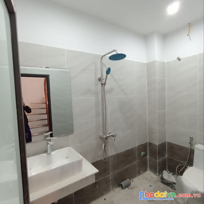 Bán căn lô góc 40m2x3t, đại tảo, bán kinh 300m chợ, trường, ubnd