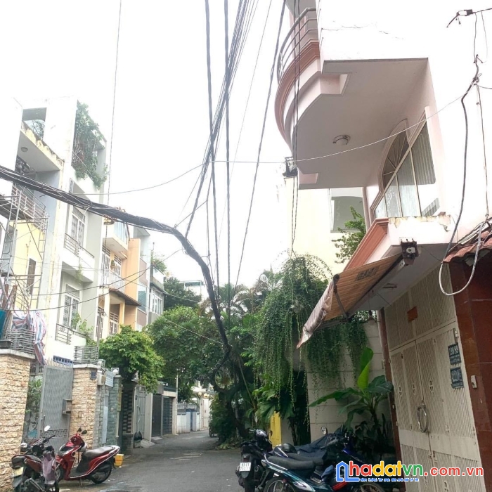 Bán gấp nhà 4x11 hẻm xe hơi nguyễn văn đậu, f11, bình thạnh, gần lê quang định - nhỉnh 5 tỷ