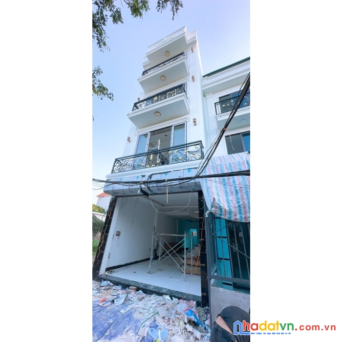 Bán căn 65m2x4t, oto vào nhà, gần chợ đông la, 7 phút ra penika