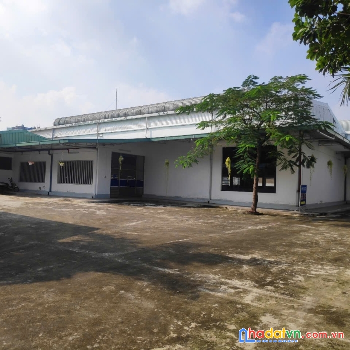Cho thuê nhà xưởng và cụm văn phòng dt 2245m2 đường phan huy ích gần kcn tân bình