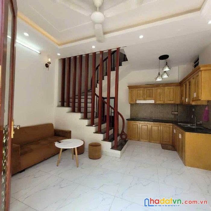 Bán căn độ chàng 50m2x3t, full nội thất oto vào nhà, 7 phút ra penika tố hữu