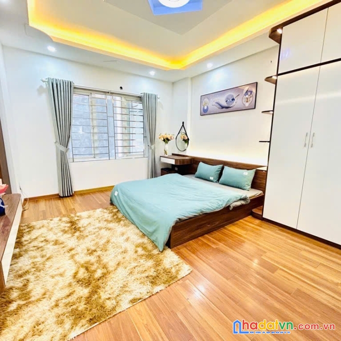 Hiếm - bán nhà ngõ 73 hoàng ngân, thanh xuân 38m2 x 4t, ô tô đỗ cửa chỉ 6.8 tỷ.