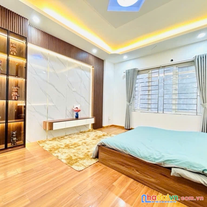 Hiếm - bán nhà ngõ 73 hoàng ngân, thanh xuân 38m2 x 4t, ô tô đỗ cửa chỉ 6.8 tỷ.