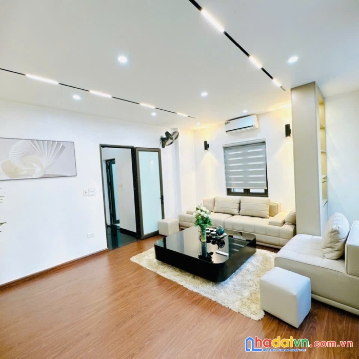 Nhà nguyễn trãi - thanh xuân - dt 36m2 x 5 tầng, ngõ xe ba gác - chỉ 5.9 tỷ.