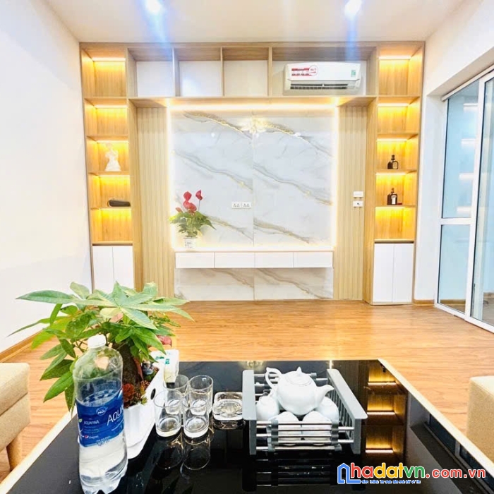 Bán nhà chính kinh, 45m2 x 4t, ô tô cách nhà 20m, chỉ 5.6 tỷ, ngõ thông