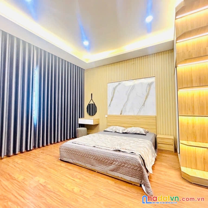 Bán nhà chính kinh, 45m2 x 4t, ô tô cách nhà 20m, chỉ 5.6 tỷ, ngõ thông