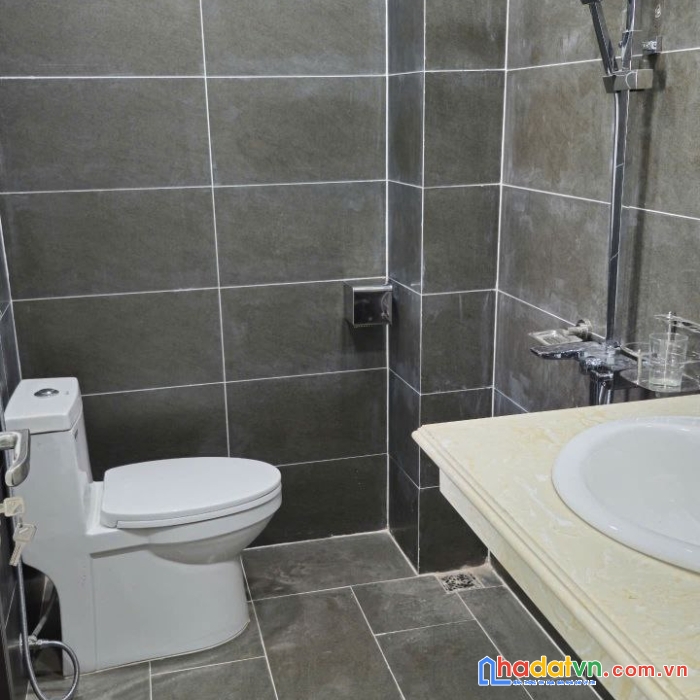 Bán căn 52m2x3t, ôto ngủ trong nhà, gần cầu đông la, 7 phút ra penika