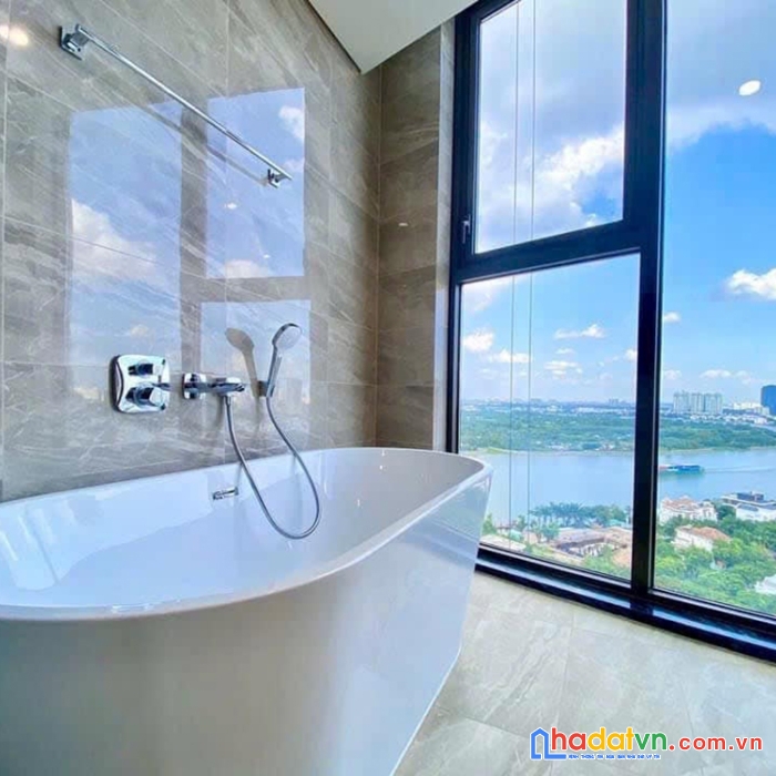Rổ hàng 40 căn giá gốc cđt cuối cùng, căn hộ thảo điền mặt tiền nguyễn văn hưởng, full nội thất
