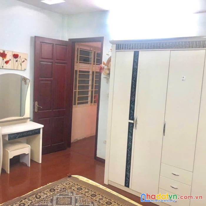 Nhà khương trung - gara ô tô 7 chỗ - kinh doanh, cạnh trường học nguyễn trãi.