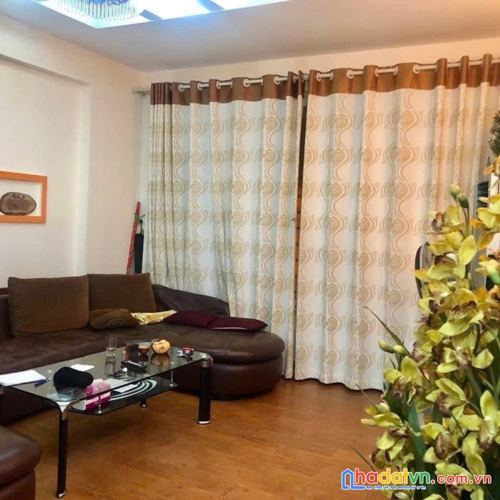 Nhà khương trung - gara ô tô 7 chỗ - kinh doanh, cạnh trường học nguyễn trãi.