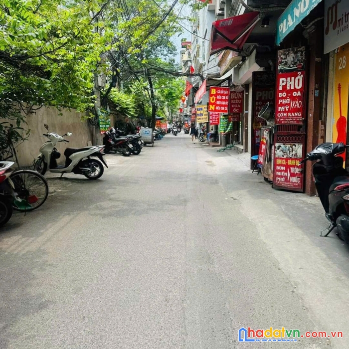 Bán nhà ngõ 72 nguyễn trãi thanh xuân 50m2 x 5t, chỉ 6.3 tỷ, cạnh royal city.