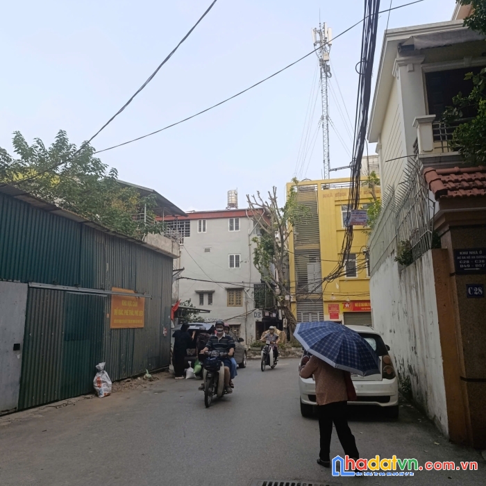 Hiếm- tây hồ- ô tô vào nhà- vỉa hè rộng thênh thang- nhà 50m 5 tầng đẹp lung linh– 6.2 tỷ