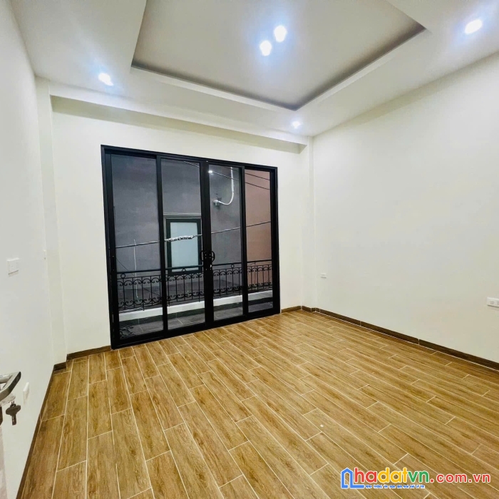 Bán gấp nhà thái hà - q. đống đa 40m2 x 4t, mt 4m, giá chỉ 13.3 tỷ.