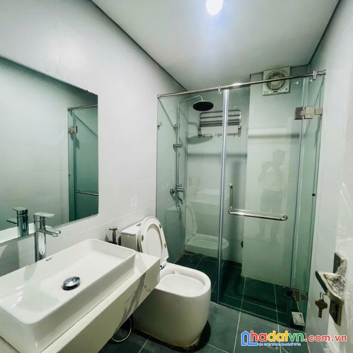 Bán gấp nhà thái hà - q. đống đa 40m2 x 4t, mt 4m, giá chỉ 13.3 tỷ.