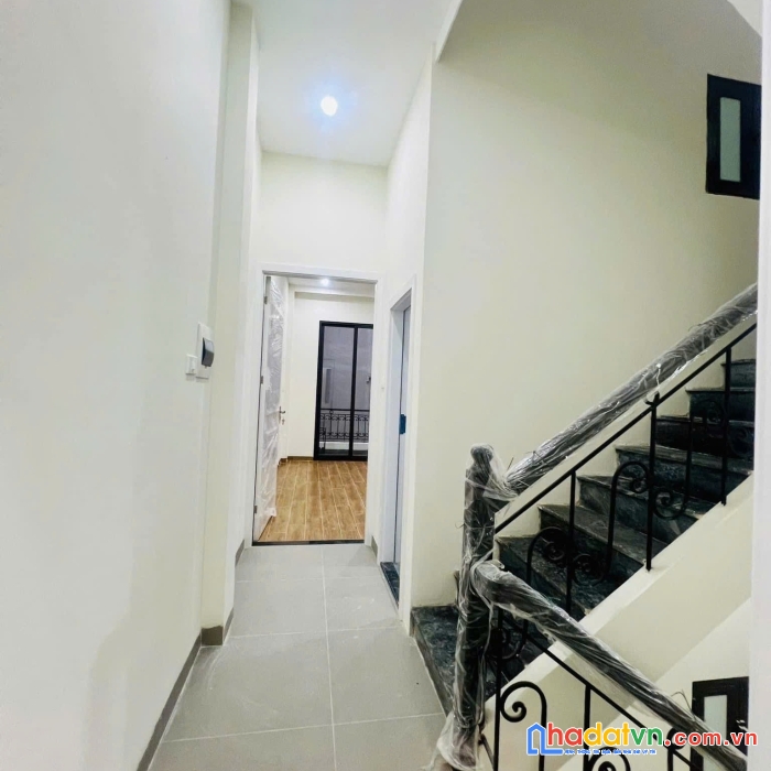 Bán gấp nhà thái hà - q. đống đa 40m2 x 4t, mt 4m, giá chỉ 13.3 tỷ.