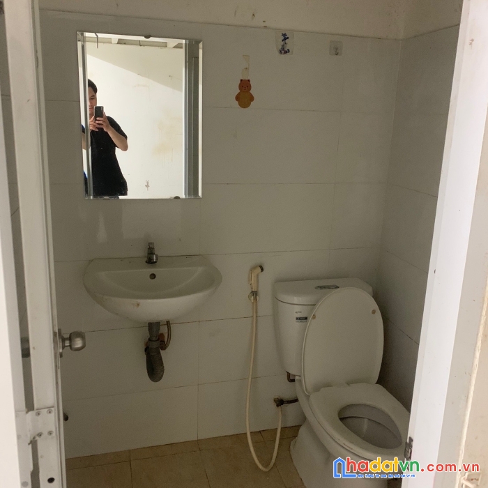 Bán tòa nhà căn hộ dịch vụ góc 2 mặt tiền hxh huỳnh tấn phát, quận 7. thu nhập 50tr/ tháng