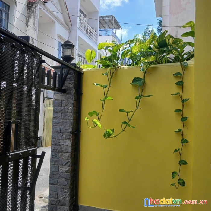 Bán nhà góc 2 mặt tiền tân mỹ, quận 7 – hẻm xe hơi. dt: 5,5 x 16m, 2 lầu