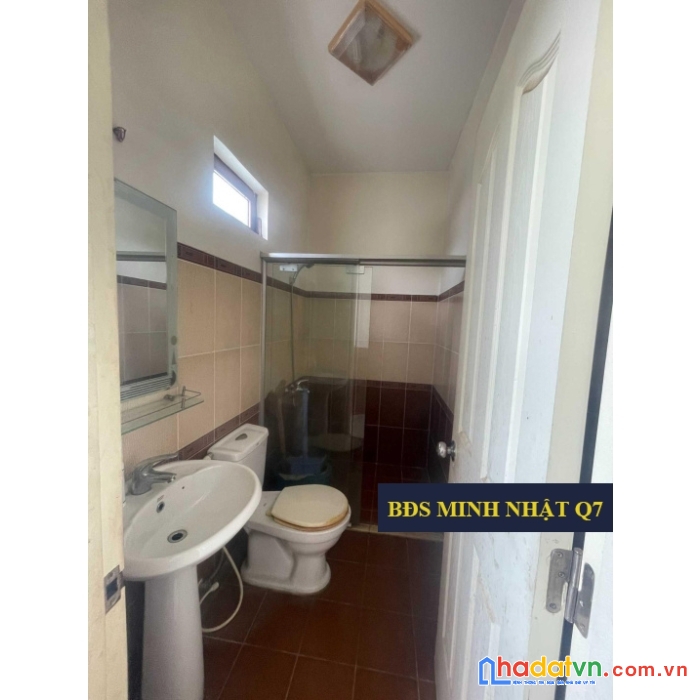 Bán nhà mặt tiền đường số 15, tân quy, quận 7. 2 lầu + sân thượng