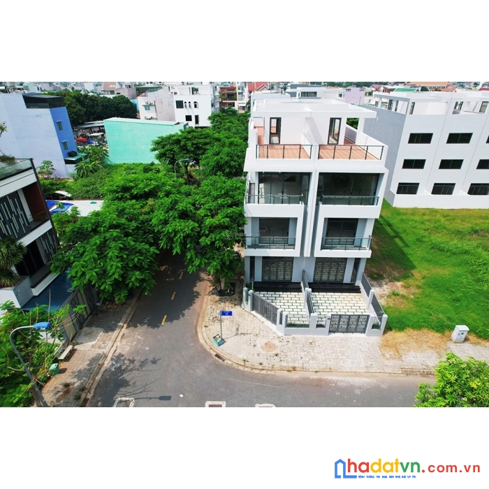 Nhà phố đông tăng long 4 tầng, căn góc 2 mặt tiền đường 16, nhận nhà kinh doanh ngay, giá gốc cđt
