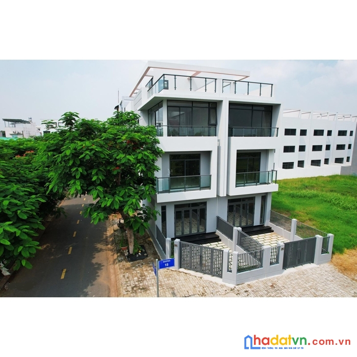 Nhà phố đông tăng long 4 tầng, căn góc 2 mặt tiền đường 16, nhận nhà kinh doanh ngay, giá gốc cđt
