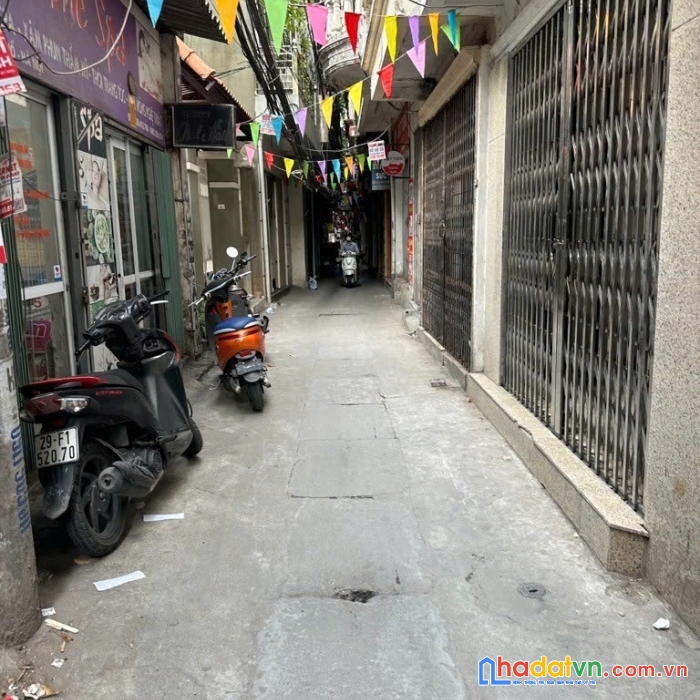 Hiếm- tây hồ- gần mặt phố-nhà mới 70m –sổ vuông đẹp- -8.9 tỷ