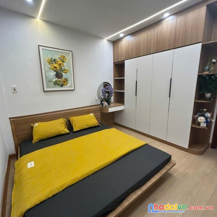 Siêu hiếm - nhà quan nhân 40m2 x 5t, giá chỉ 7.65 tỷ - 7 phòng ngủ, nhanh mới kịp.