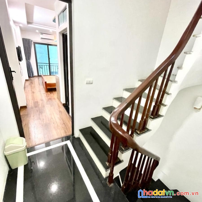 Bán nhà phố hoàng mai, hoàng văn thụ 30m, 5 tầng. giá: 5.7 tỷ