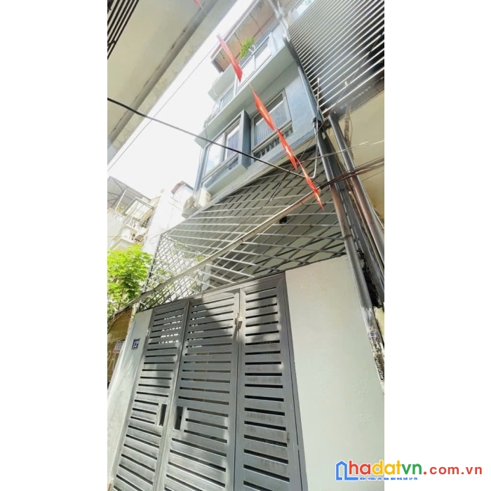 Tây hồ- phố tứ liên- nhà đẹp 4 tầng 4pn rộng- ngõ thông- gần ô tô- 7.9 tỷ