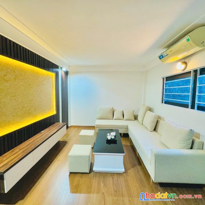 Nhà lô góc 6 tầng - khương trung 36m2, giá chỉ 7.8 tỷ, 6 ngủ, ô tô cách 20m.