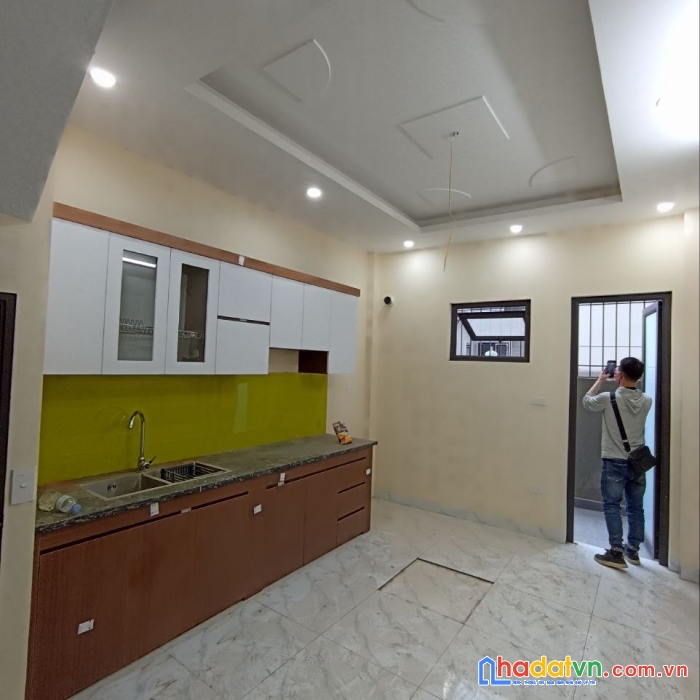 Bán căn độ chàng 48m2x3t, 300 trường, chợ, ub, 10 phút penika tố hữu