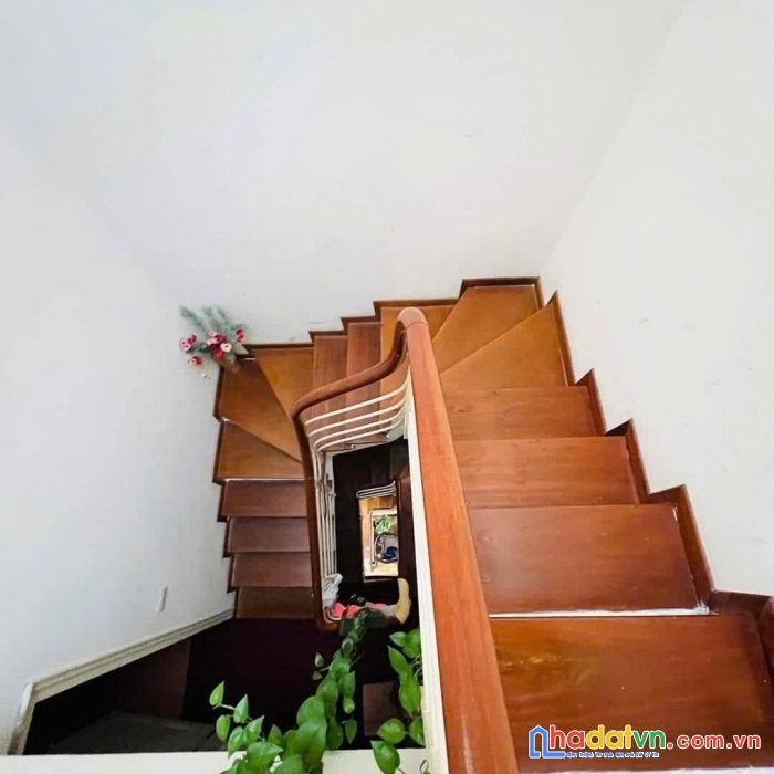 Bán nhà phố vương thừa vũ, dt 48m2 x 4t, giá chỉ 9.1 tỷ, 20m ra mặt phố.