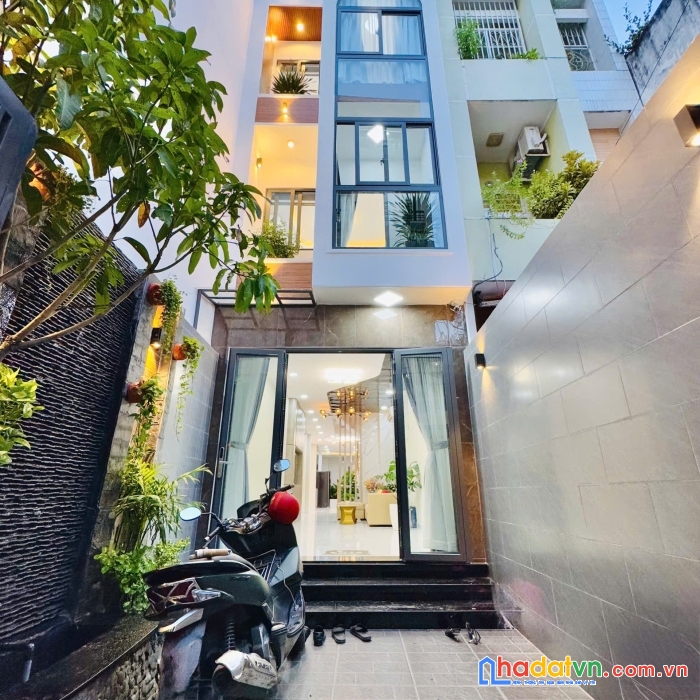 Cho thuê 1344/10 lê văn lương, gần trường tdt, rmit và lotte chỉ 5 phút.

