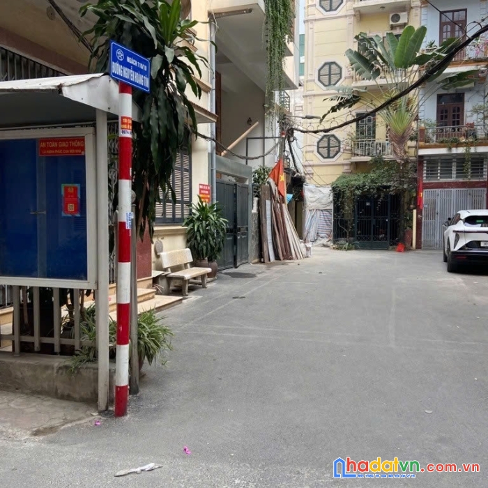 Tây hồ- đầu tư- nguyễn hoàng tôn- ciputra- ô tô- mặt tiền 7m – 7.9 tỷ