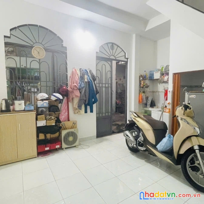 Bán nhà phường 3 gò vấp, ngang bề thế (5.2x4) chỉ hơn 2 tỷ