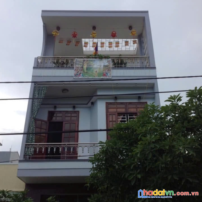 Nhà cho thuê diện tích 100m2 mặt sàn, 2 tầng, gần đh kinh tế đn