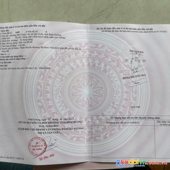 Cần bán đất ở gần chợ phú chánh, đối diện trường học cấp 1 và 2.