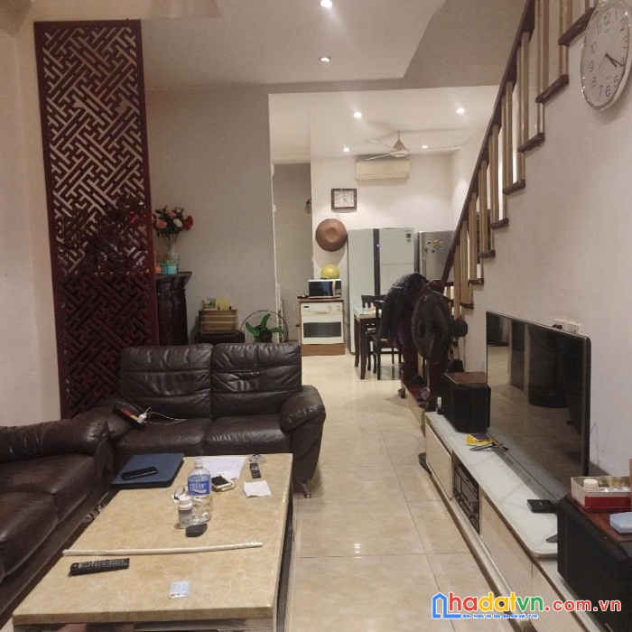 Tây hồ- phố tứ liên- ô tô tránh- kinh doanh-ô chờ thang máy-sổ vuông 70m- 10.2 tỷ