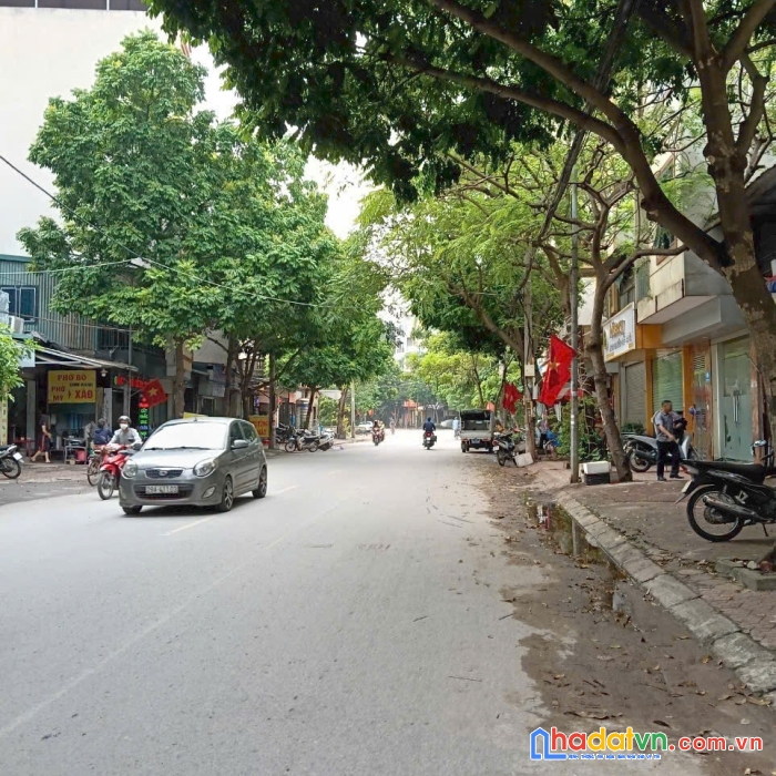 Độc nhất - siêu phẩm đấu giá kiến hưng - mặt phố bà triệu - kinh doanh vô địch
