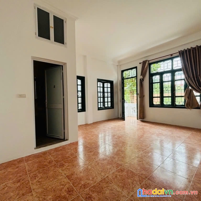 Tây hồ-lạc long quân-mặt ngõ rộng thông-60m-5 tầng đẹp-mặt tiền 6m-11.9 tỷ