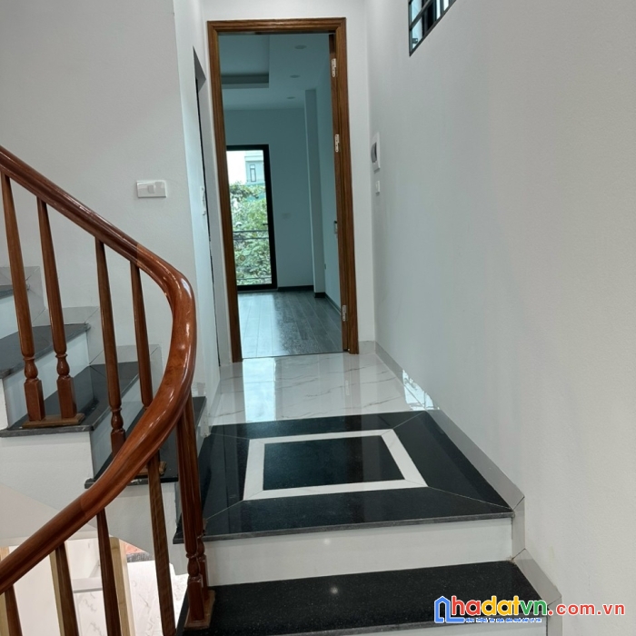 Bán nhà phượng nghĩa 3,5t*37m2, ôtô đỗ cửa, full nội thất, gần chợ, trường học, 5p ra kđt