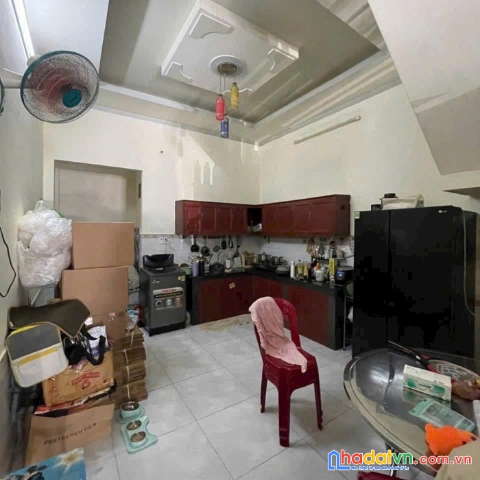 Bán nhà 2 tầng lầu, diện tích 144m2 ngay đường phạm văn đồng, hiệp bình chánh, thủ đức. 