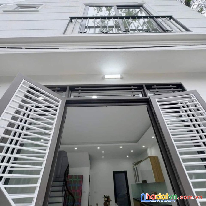 Bán căn 35m2x3t, oto đỗ cửa, gần chợ phượng, trường, 5km bx yên nghĩa