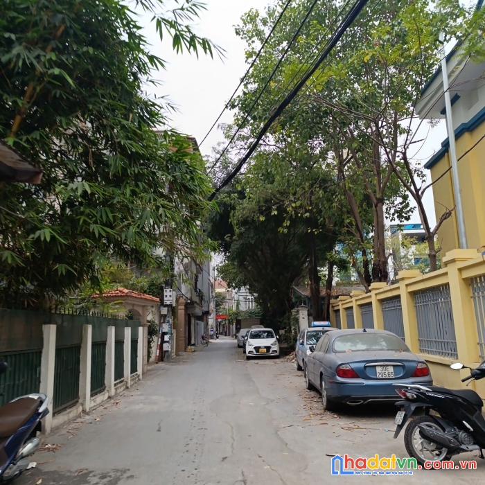 Tây hồ-ô tô vào nhà-ngõ thông -kinh doanh-lô góc -nhà 5 tầng 47m sổ vuông đẹp-10.3 tỷ